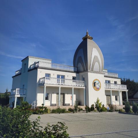 RGS PL: Concept of the temple